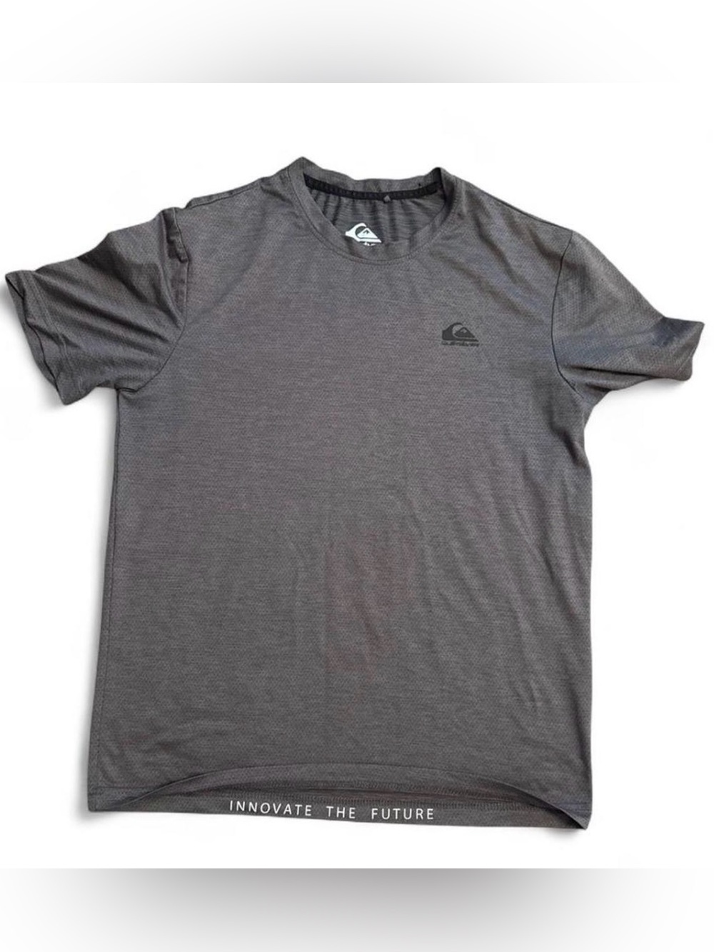Quiksilver Men's Grey Performance Crew Neck Tee Small